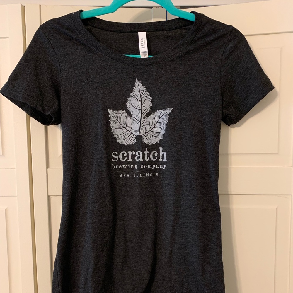 Women’s Medium Scratch Brewing T-shirt